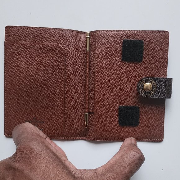 AUTHENTIC and VINTAGE LOUIS VUITTON PALM PILOT HOLDER - UNISEX - Picture 2 of 8